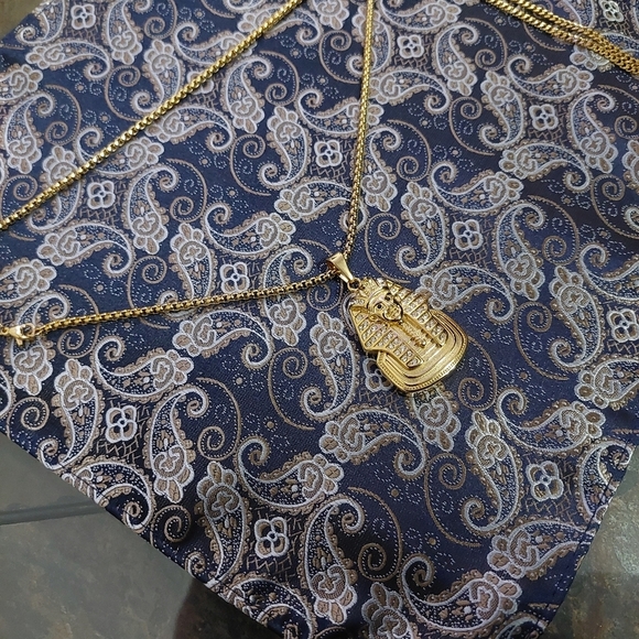 18K Gold Plated Egyptian Pharoah Pendant Necklace Cubic Zircon Crystals - Picture 9 of 9
